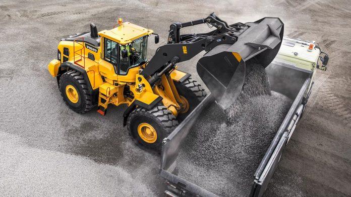 7 Tips To Avoid Wheel Loader Hazards